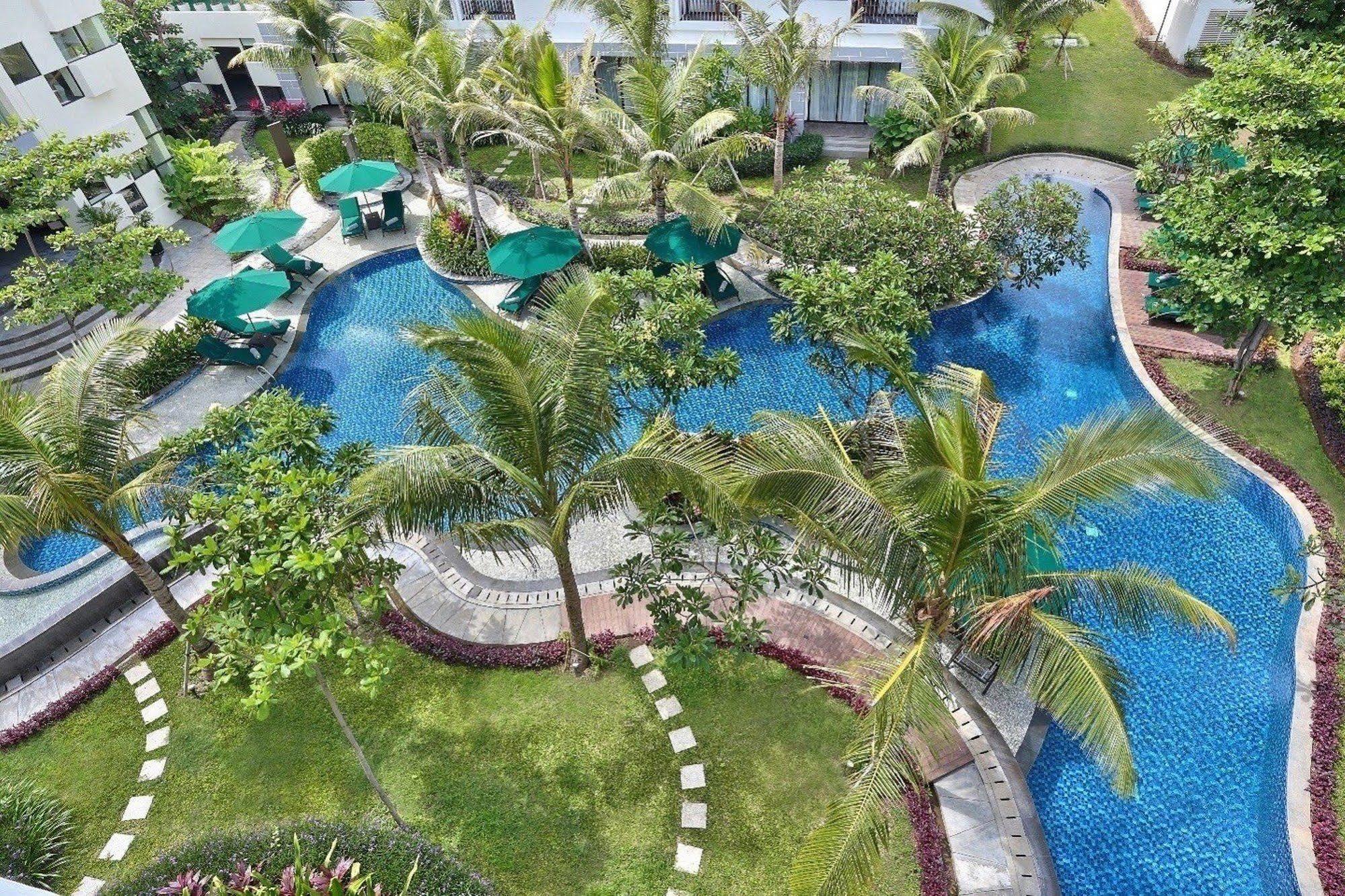Bali Nusa Dua Hotel Exterior foto