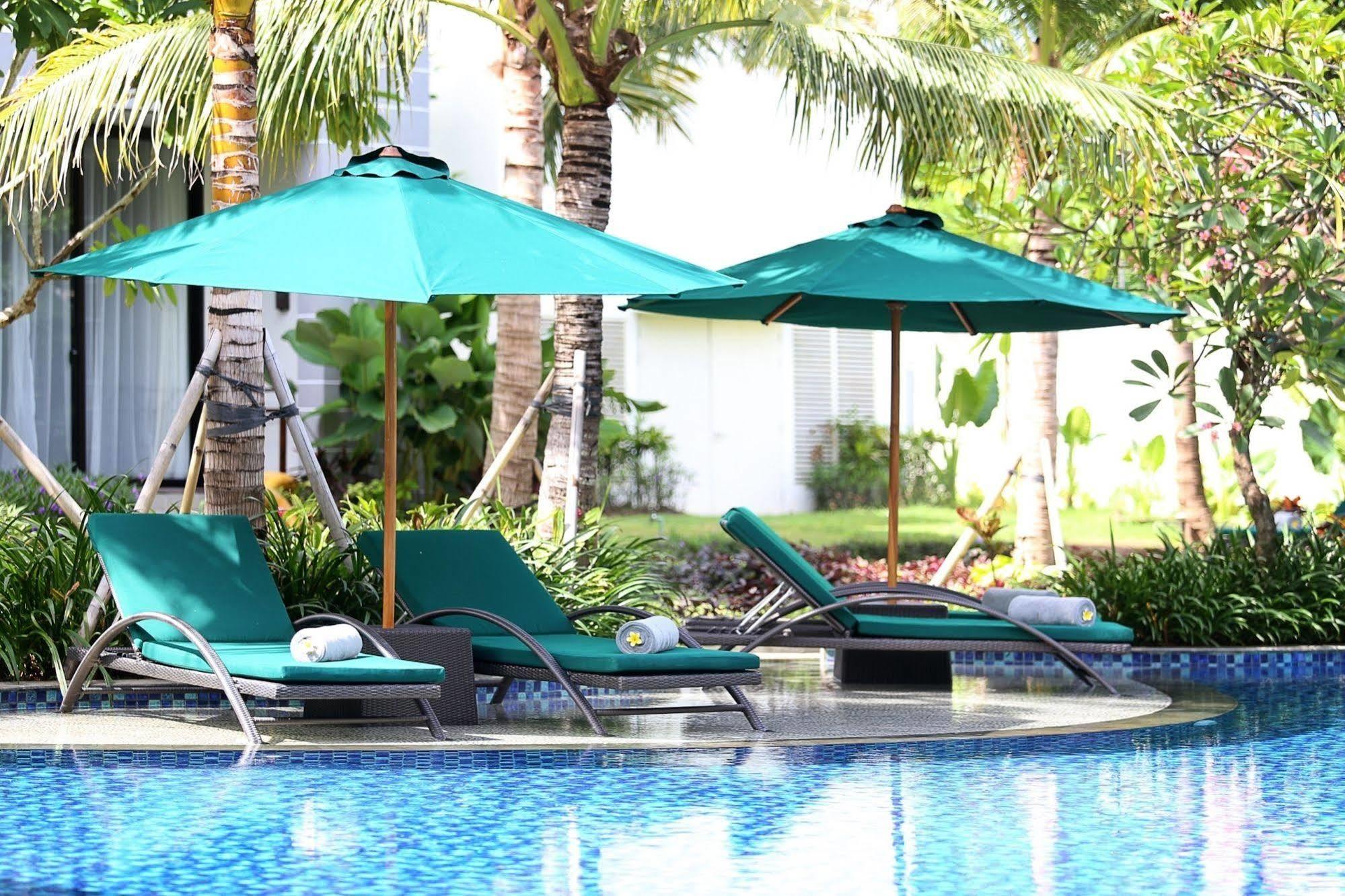 Bali Nusa Dua Hotel Exterior foto